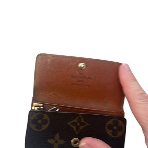 Louis Vuitton Monogram Keyholder Wallet- Vintage - Picture 5 of 8